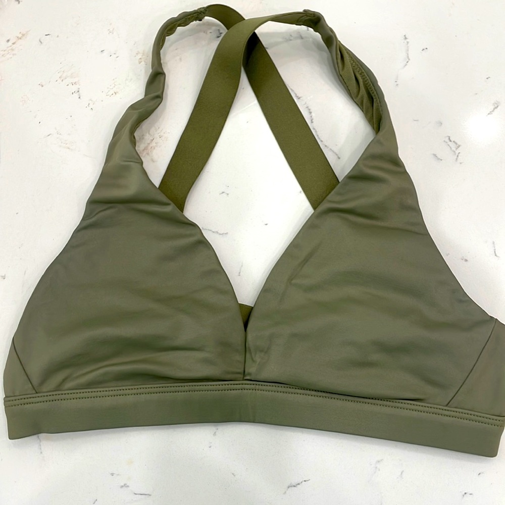 Under Armour bra
